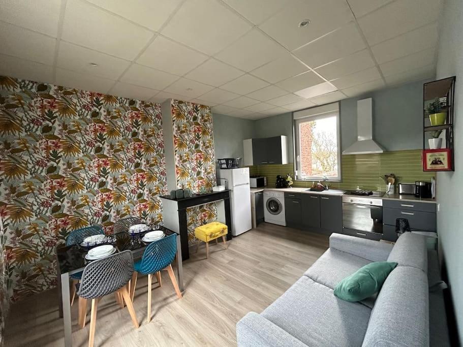 Appartement Martine: 1er Etage Cambrai